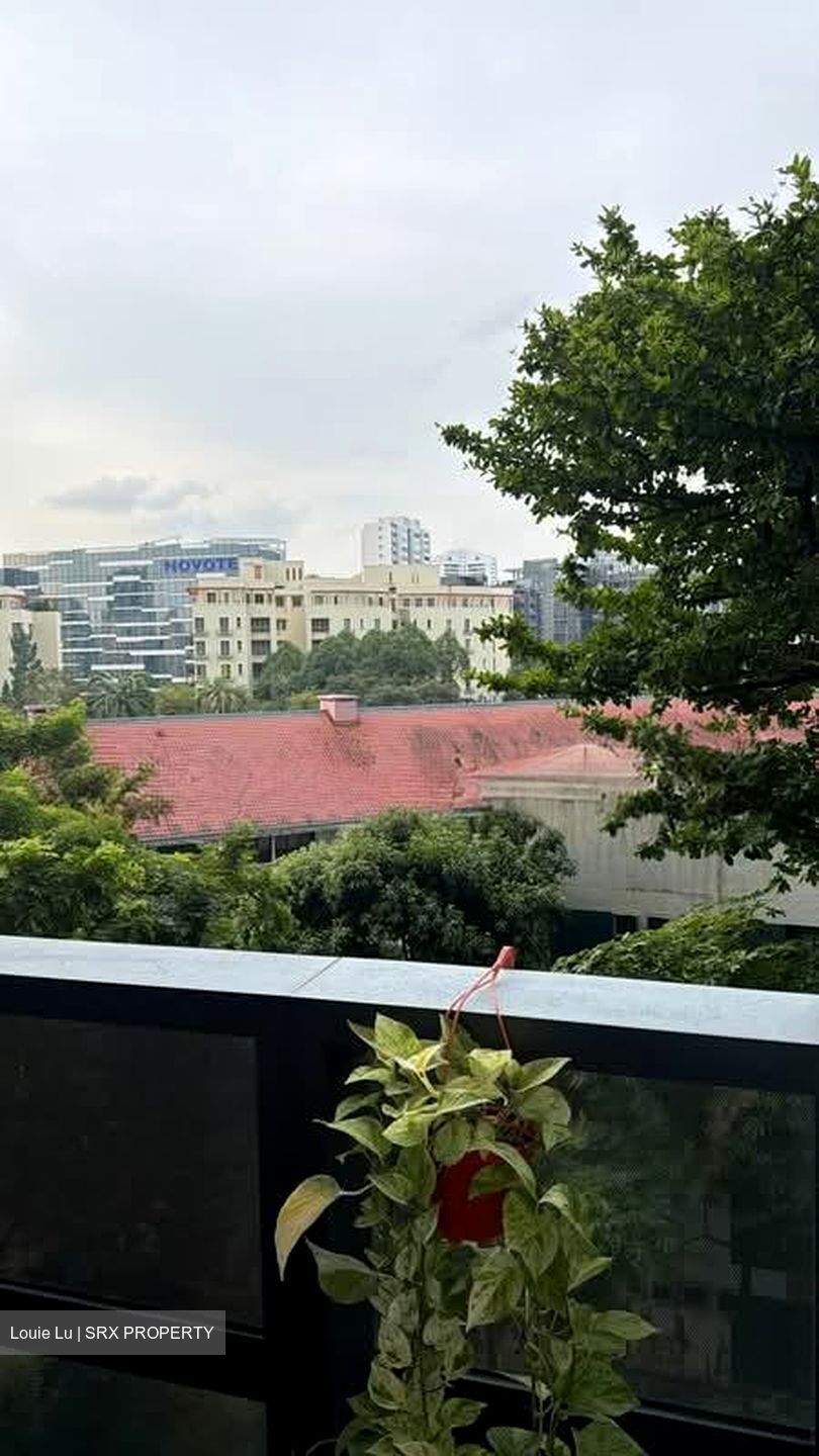 Nouvel 18 (D10), Condominium #563359351
